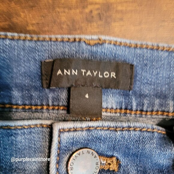 Ann Taylor Jeans Sz 4 Skinny Ankle Mid Rise Fringe Tier Hem Medium Wash Stretch - Picture 3 of 10